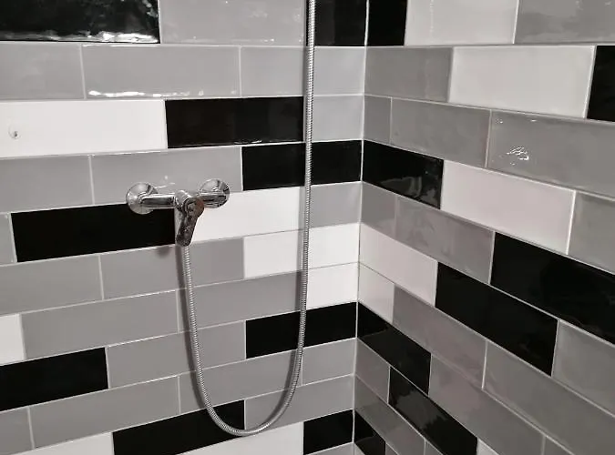 Se Zahradou Pro Dve Osoby V Turisticky Oblibene Lokalite